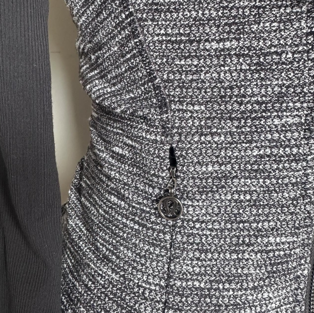 Lululemon Jacket - Picture 3 of 5